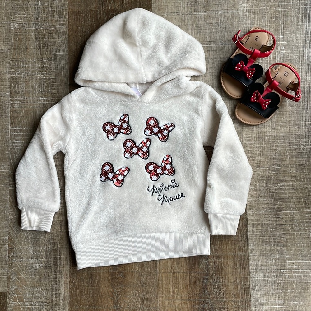 Minnie Mouse sweater and sandal bundle